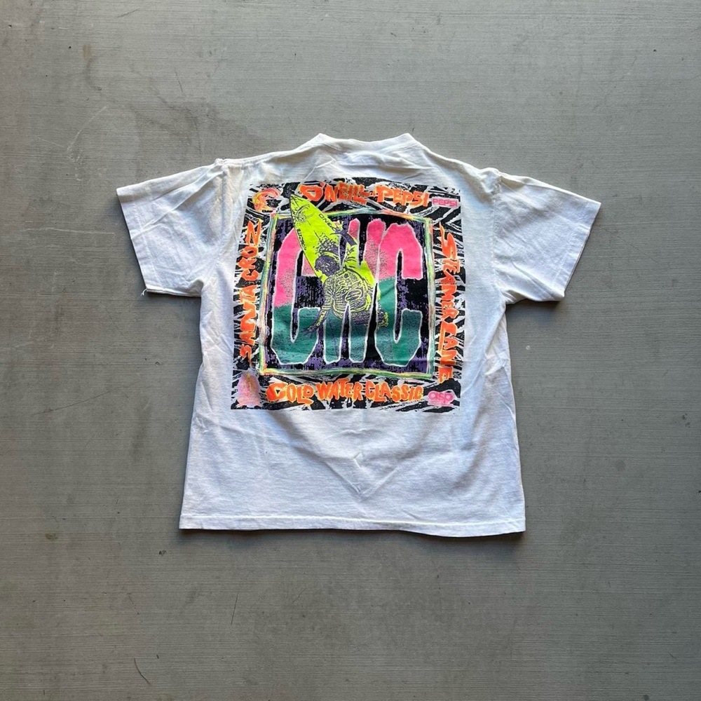 90’s O'Neill White T-Shirt with Graphic Design